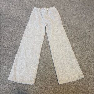 Abercrombie Kids Light Gray Lounge Pants. Girls Long 7-8